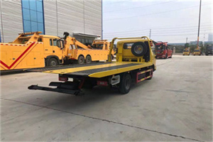 雨山非事故拖车